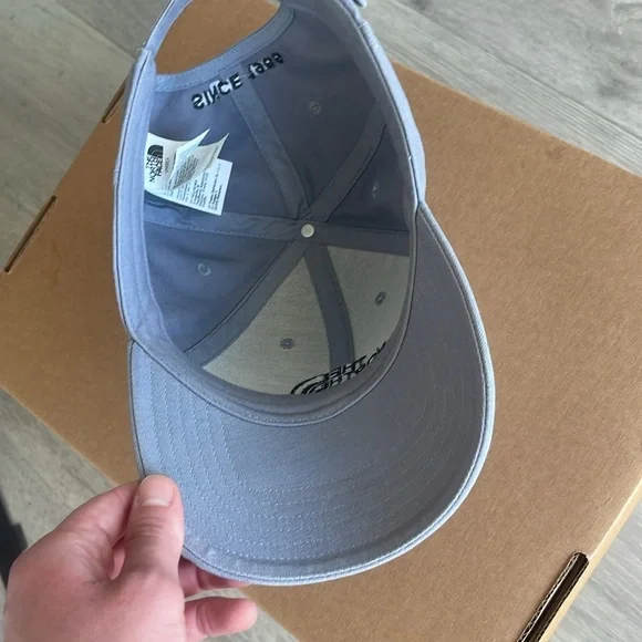 North face cap adjustable - Picture 2 of 5